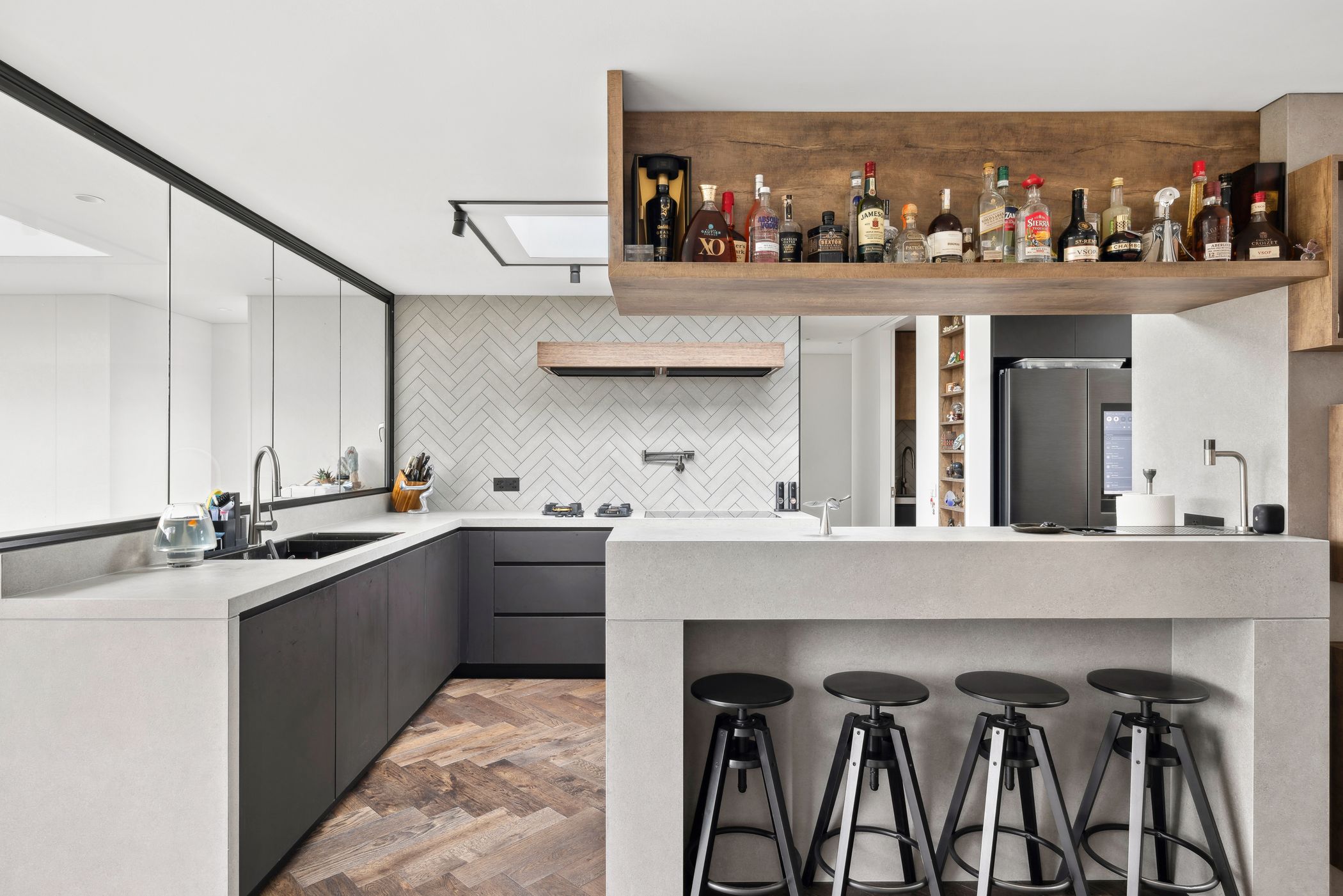 Luxury Residence in North Turramurra - Image 3