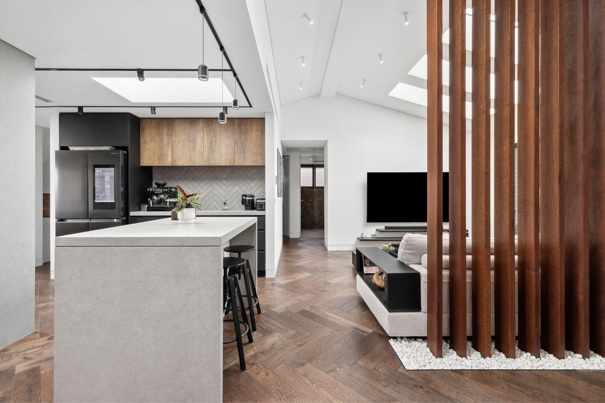 Luxury Residence — 14 Hartley Close